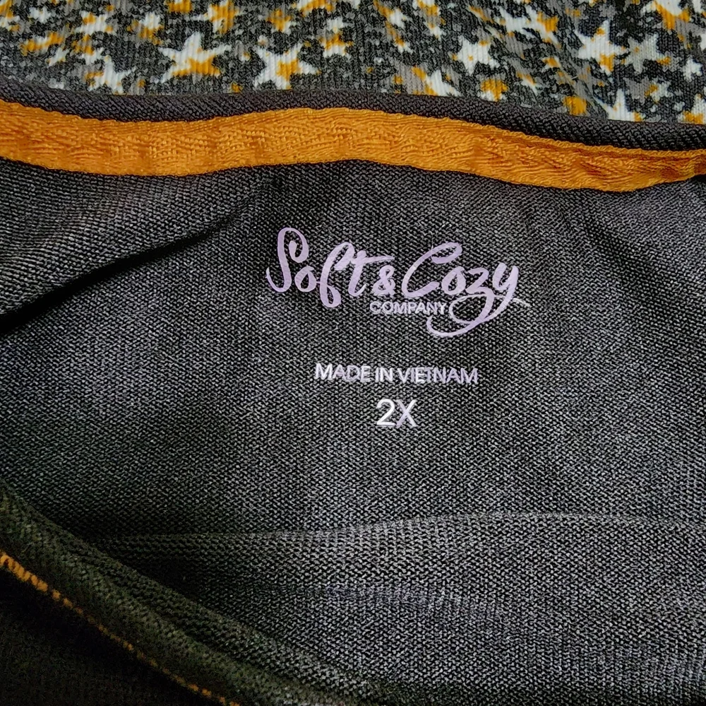 Stylish Black Top with Gold Trim - Picture 7 of 7